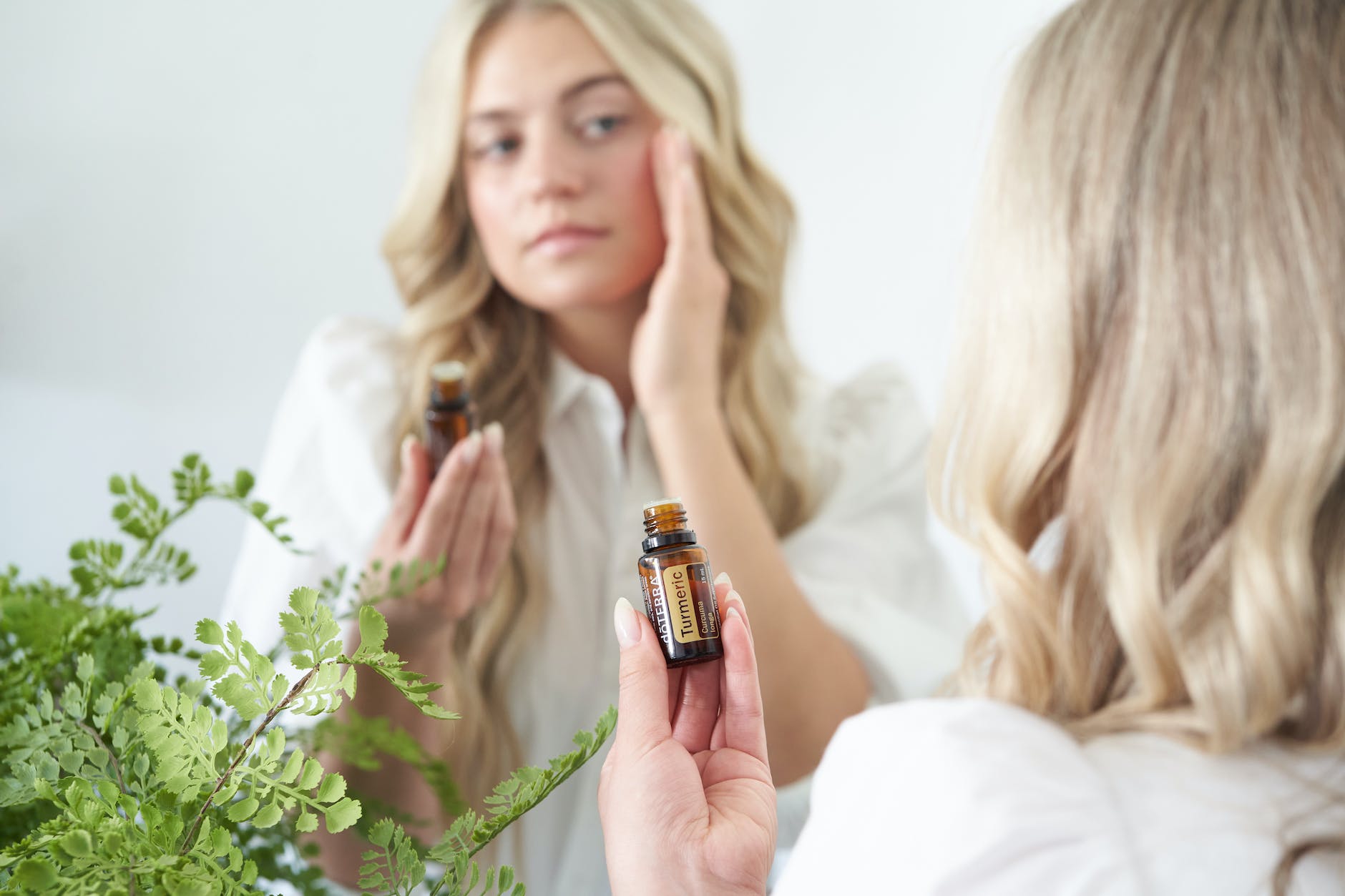 Why Face Oil Is Good For Your Skin: Unlocking Benefits and Busting Clog Myths
